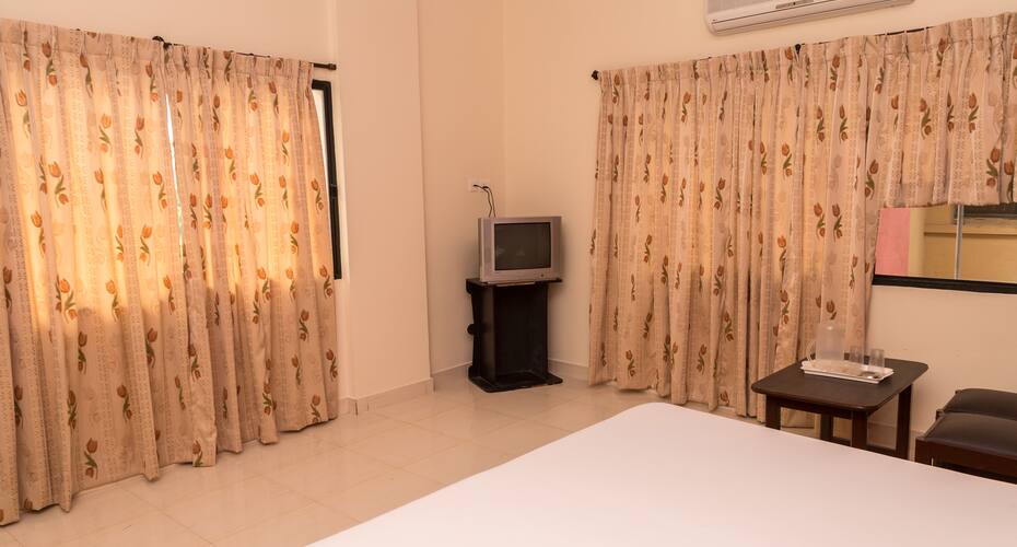 Vedanta Boarding & Lodging, Mangalore 5